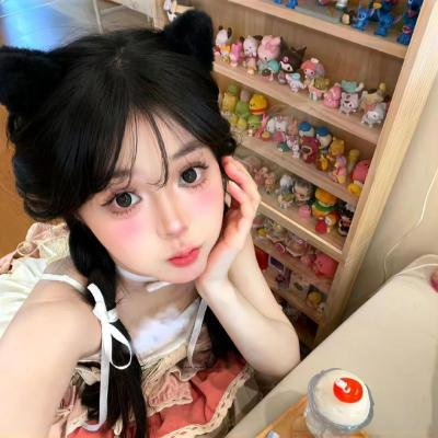 穿成女配后，公主她不伺候了